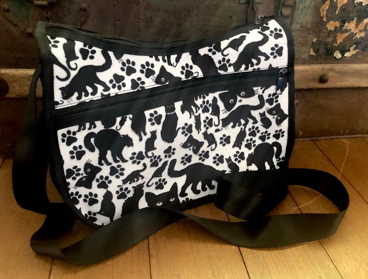 Black Cat - Crossbody Handbag