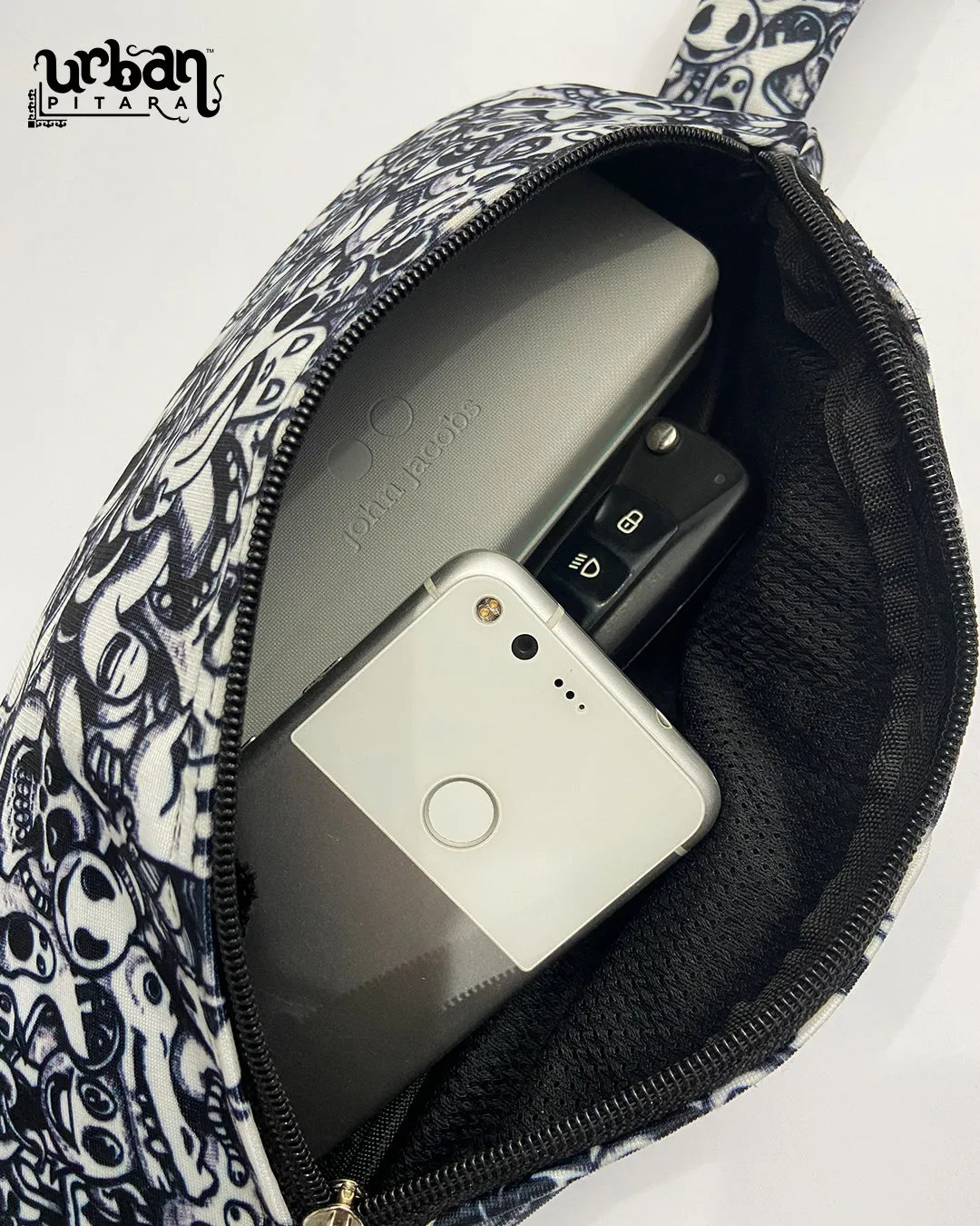 Clueless Light Fanny Pack