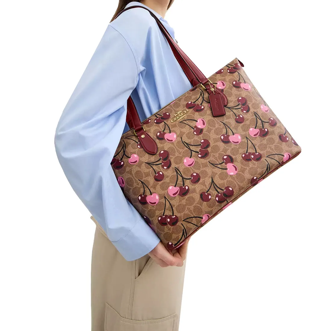 Coach Gallery Tote Bag In Signature Canvas With Cherry Print in Tan Multi CAA71