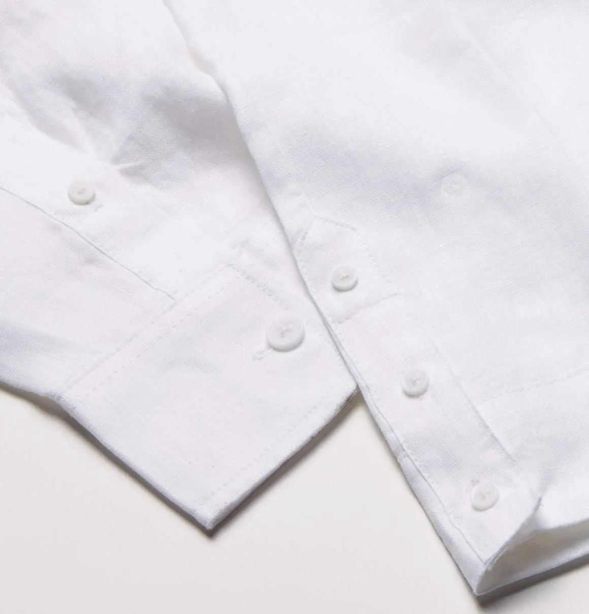 Cubavera Men's 100% Linen Four-Pocket Long Sleeve Guayabera Shirt, Pintuck Detail, Relaxed Fit (Available in Big & Tall)