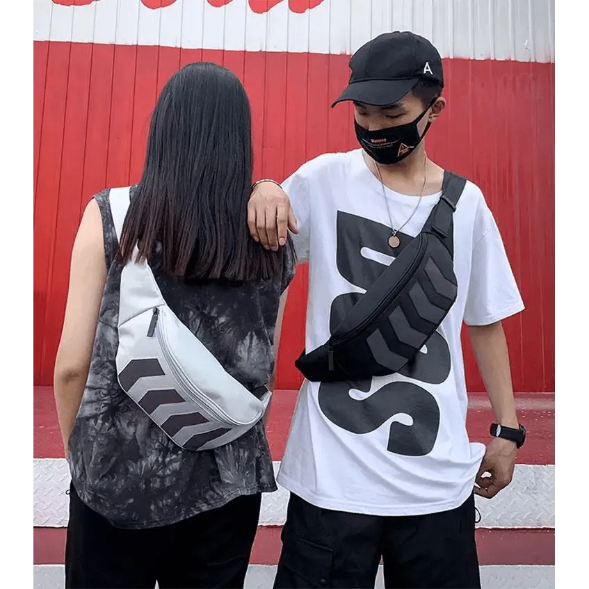 Fashionable Flash Reflective Chest Bag Iridescent Belt  Bum Bag For Travel Festival Sports Unisex Waist Bags
