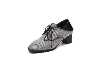 Feature-rich Chunk Vibrant Oxford