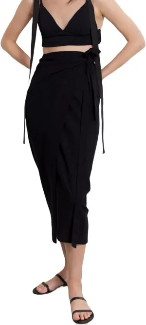 Gottex Beach Life Resort Pola Wrap Skirt Swimsuit Coverup for Women, Stylish Elegant and Versatile Beachwear Summer Essential