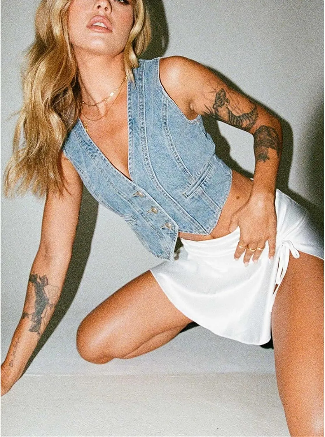 HOXIJIA Women Vintage Y2K Denim Vest Sleeveless V Neck Button Crop Jean Waistcoat Vest Retro Streetwear Going Out Tank Top