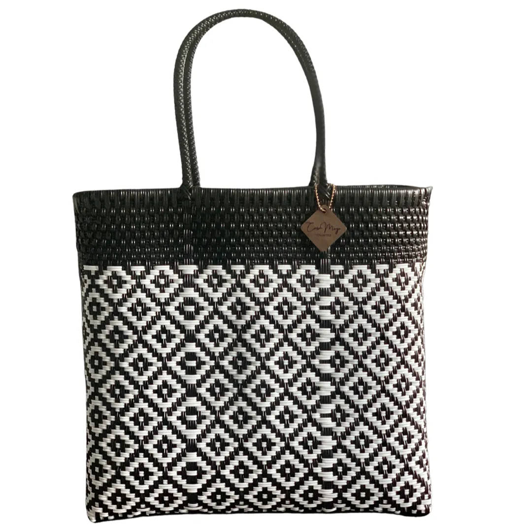 Large Tote - B   W