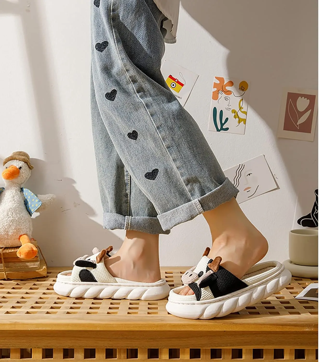 Linen Slippers - Lightweight, Safe and Non-Slip, Breathable, and Fashionable with Soft and Thick Soles for a Comfortable Walk - No Odor