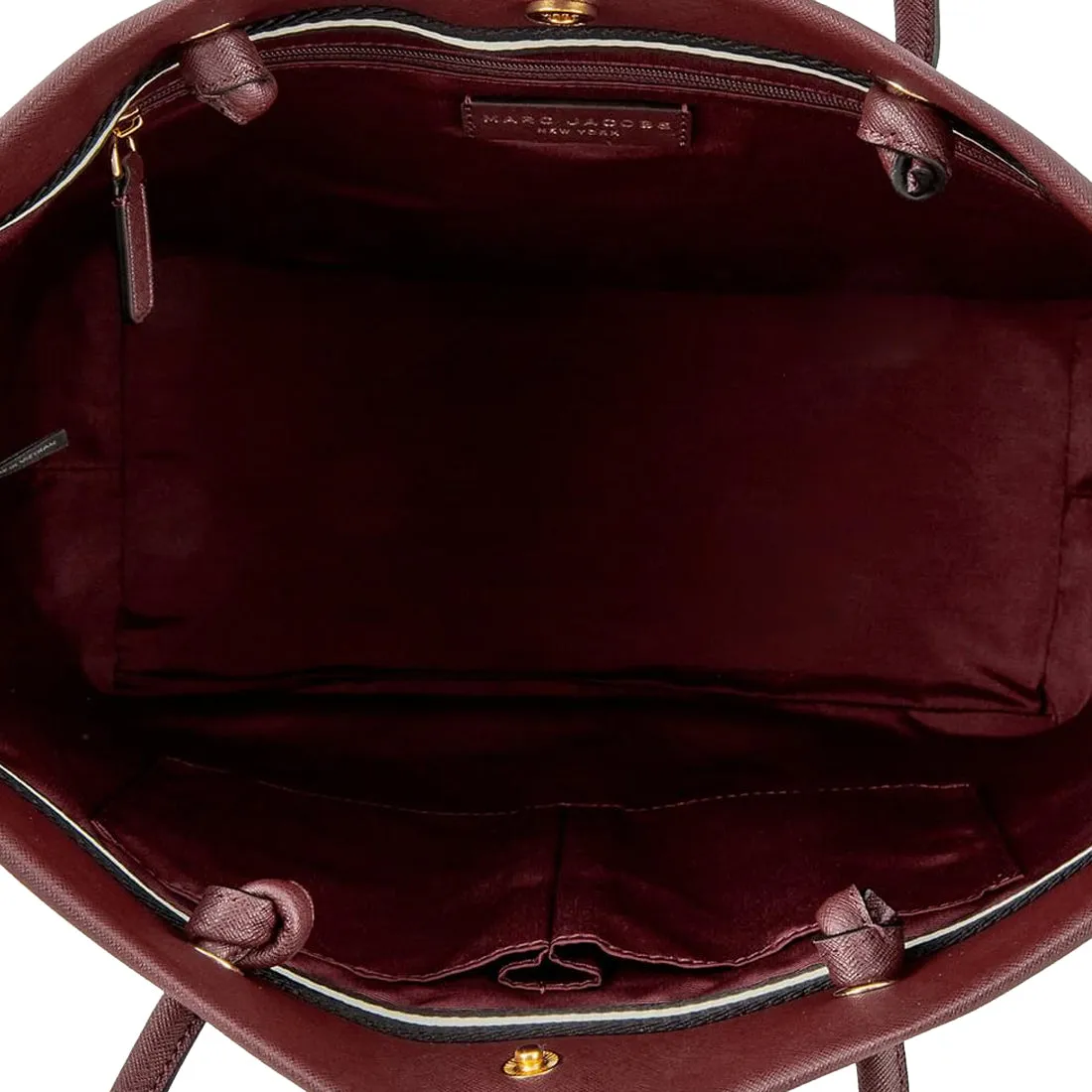 Marc Jacobs The Logo Shopper East-West Tote Bag in Muscat M0015766