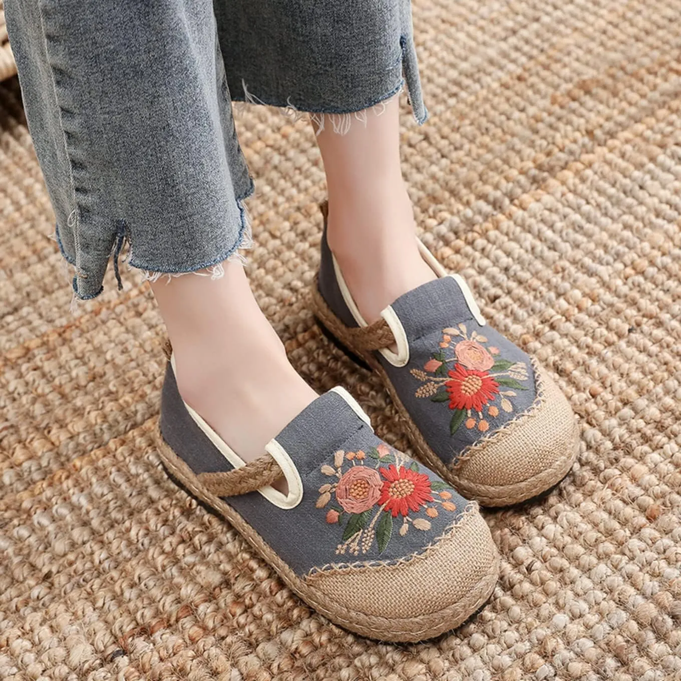 Micoklinlin Espadrilles Loafers for Women Slip on Embroidered Shoes Ethnic Style Casual Sneakers Round Toe Cotton Linen Shoes