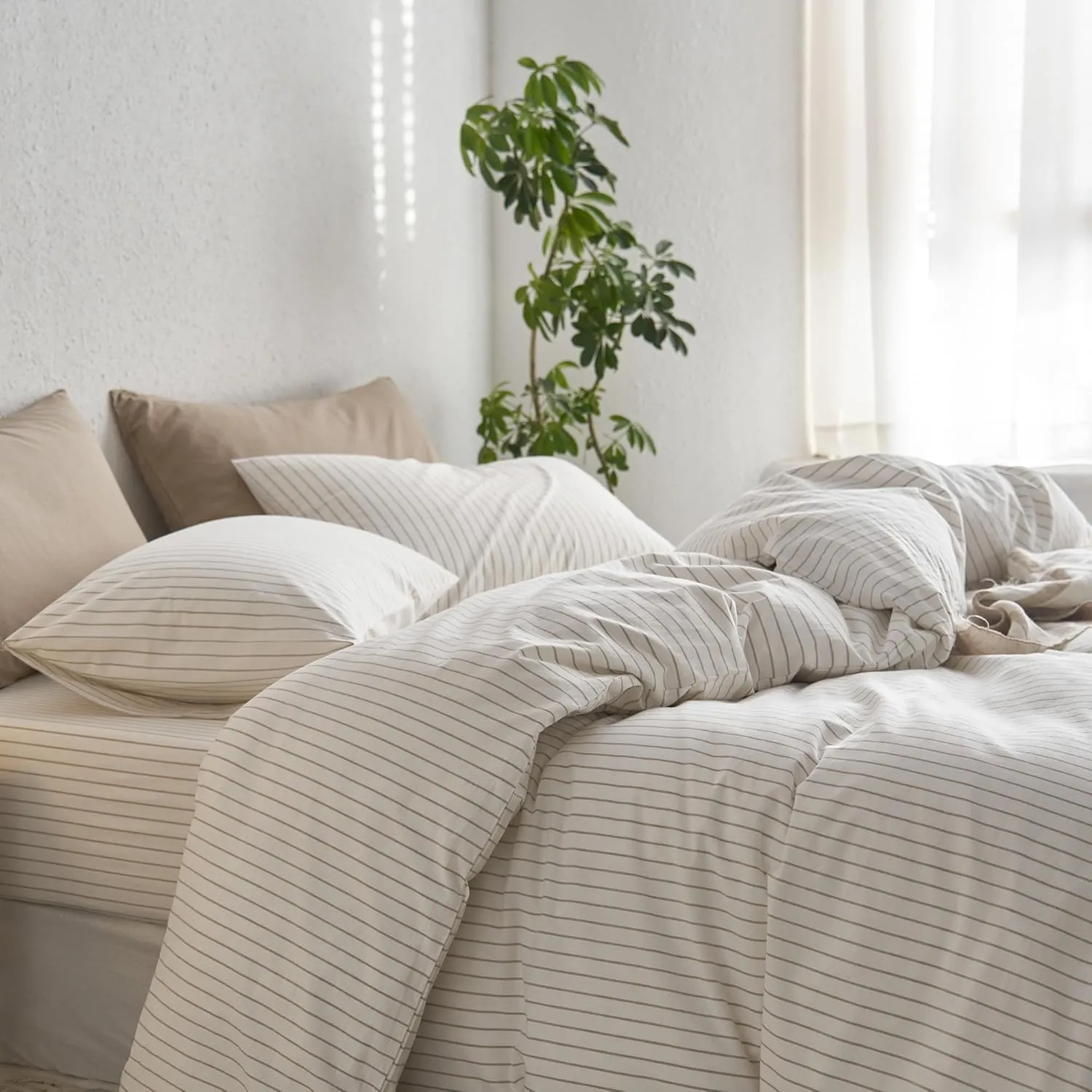 MooMee Bedding Pillowcases Striped Pack of 2 100% Washed Cotton Linen Like Textured Breathable Durable Soft Comfy (White Tannish Linen Grey Wide Stripes, King)