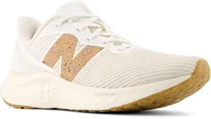 New Balance Women's Fresh Foam Arishi V4 Running Shoe, Sea Salt/Linen/Cork, 12