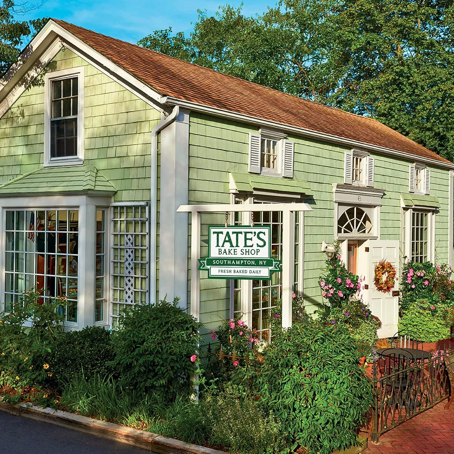 Tate’s Bake Shop Chocolate Chip Cookies, 16 – 2 Cookie Snack Packs (2 Boxes)