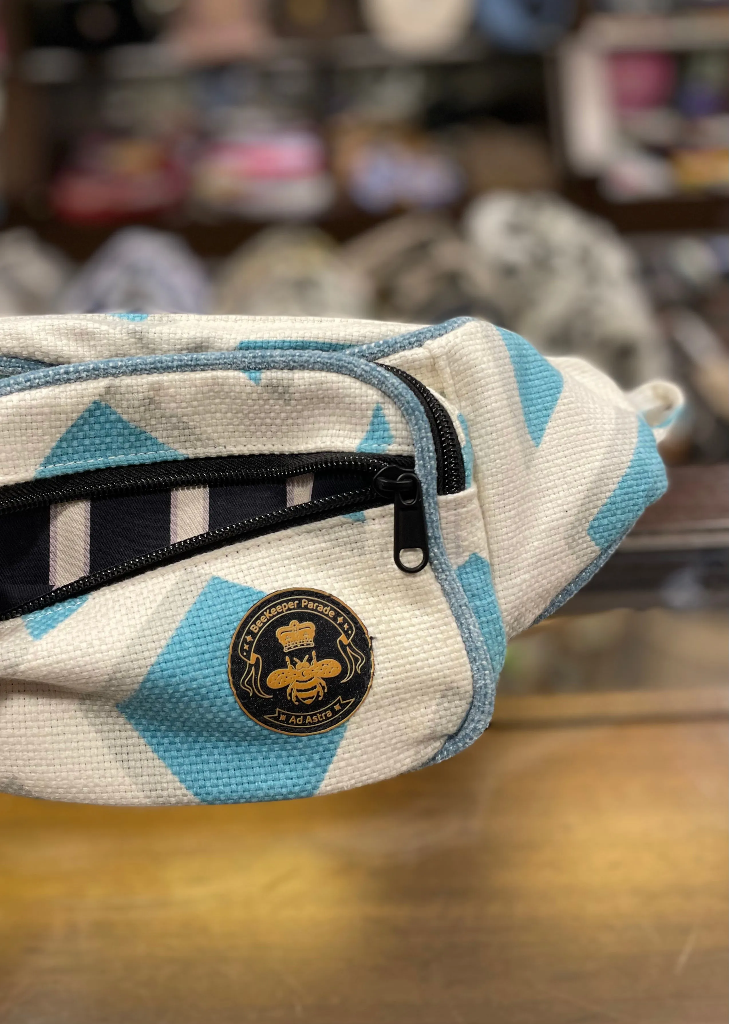 The Polar Ice 🧊 BeeKeeper Bumbag (Da Vinci Collection)