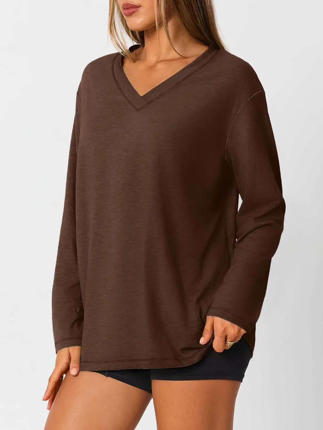 Trendy Queen Oversized Tshirts for Women Workout Plus Size Gym Tops V Neck Long Sleeve T Shirts Spring Casual Basic Tees