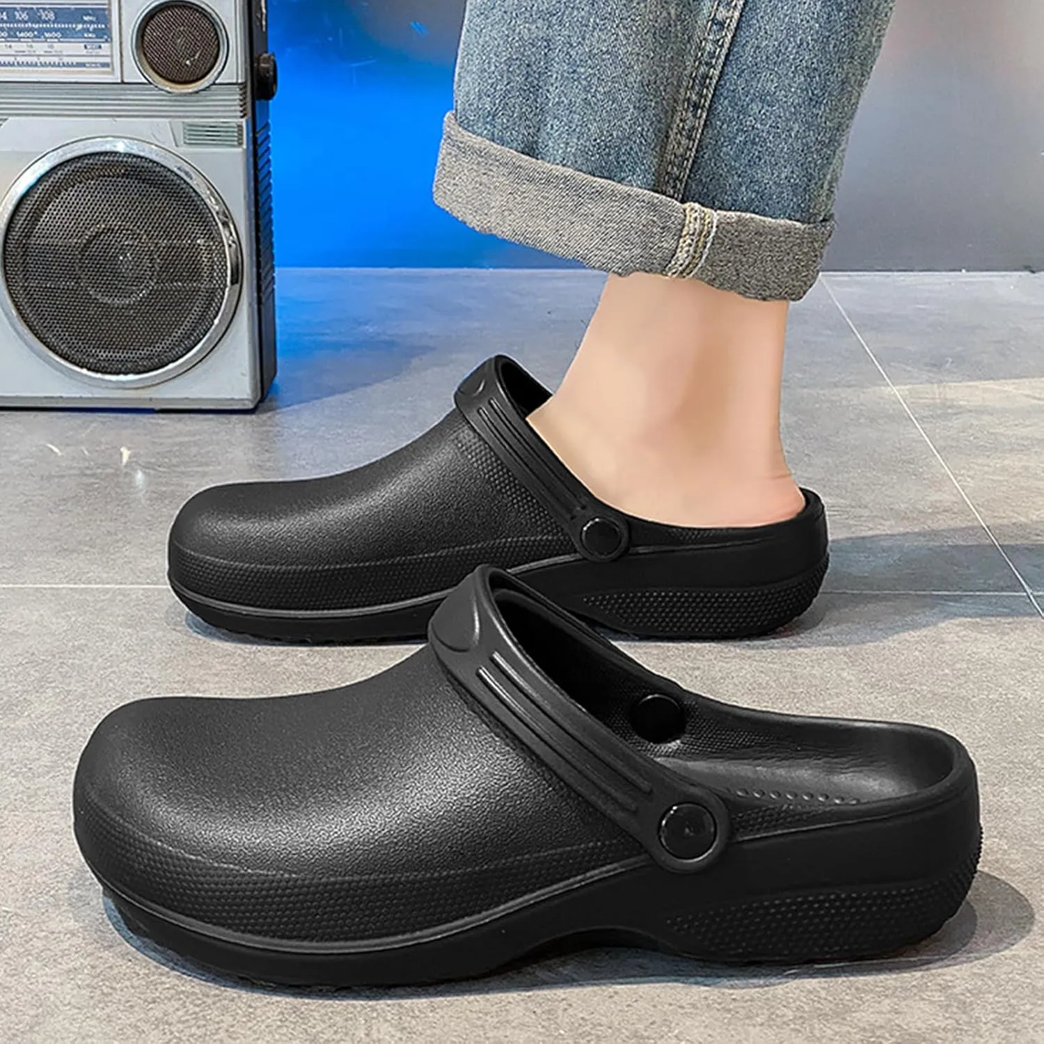 Unisex EVA clog slippers, comfortable, durable, non-slip, oil-resistant, waterproof, professional chef and nurse work shoes, casual style, two-wear minimalist kitchen shoes