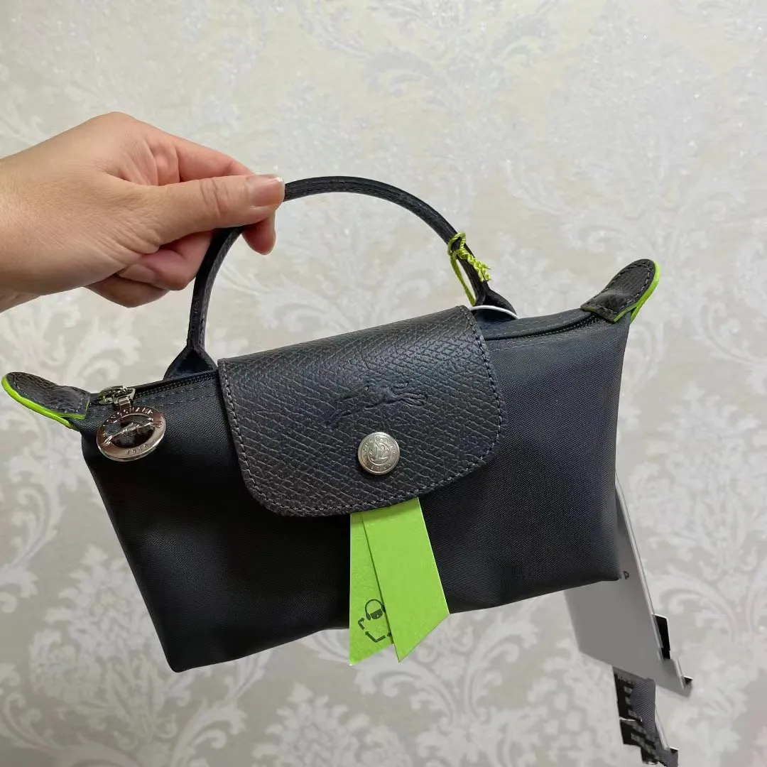 VLOVELAW Dragon Mini Dumpling Bag Mobile Phone Bag Document Package Lightweight Crossbody Bag Waterproof Nylon Bag Commuter Bag
