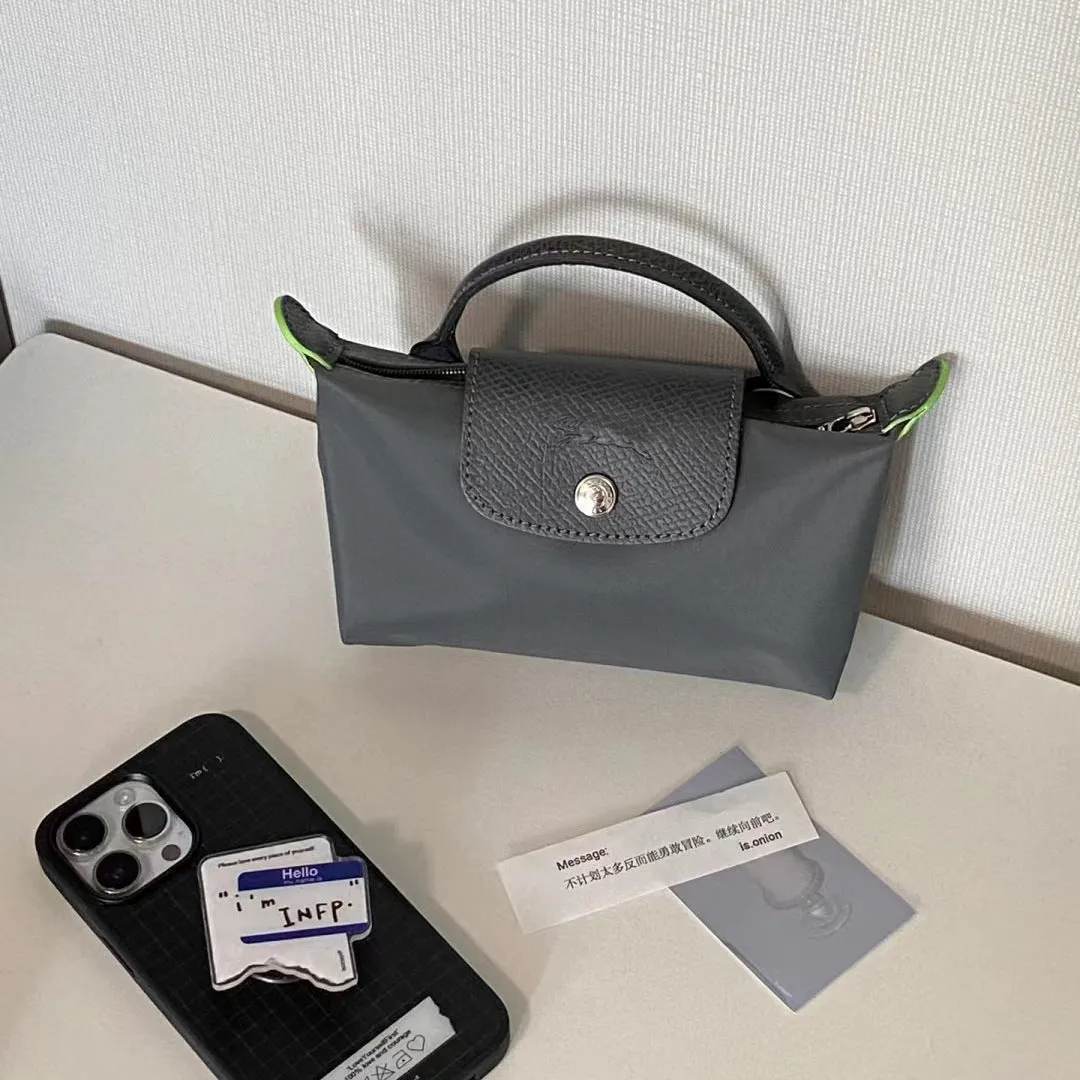 VLOVELAW Dragon Mini Dumpling Bag Mobile Phone Bag Document Package Lightweight Crossbody Bag Waterproof Nylon Bag Commuter Bag