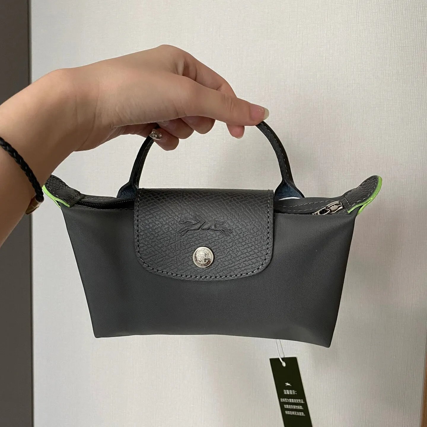 VLOVELAW Dragon Mini Dumpling Bag Mobile Phone Bag Document Package Lightweight Crossbody Bag Waterproof Nylon Bag Commuter Bag