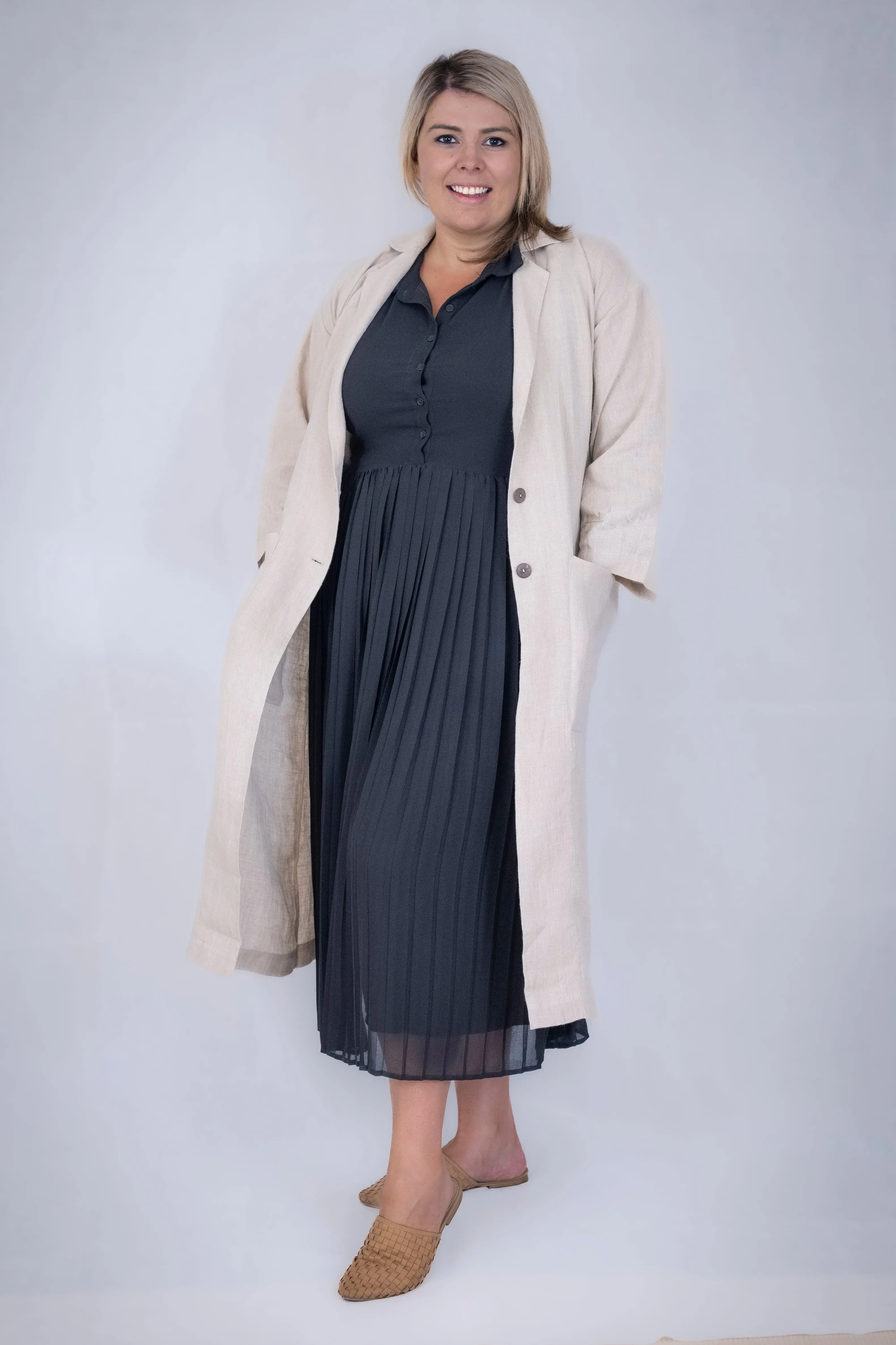 Whispering Sands linen trench