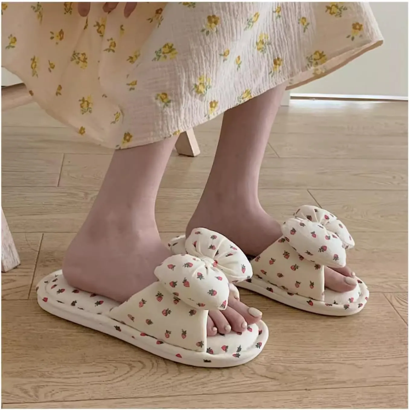 Women's Cute Polka Dot Bow Cotton Linen Indoor Summer Slippers Breathable House Slip-ons