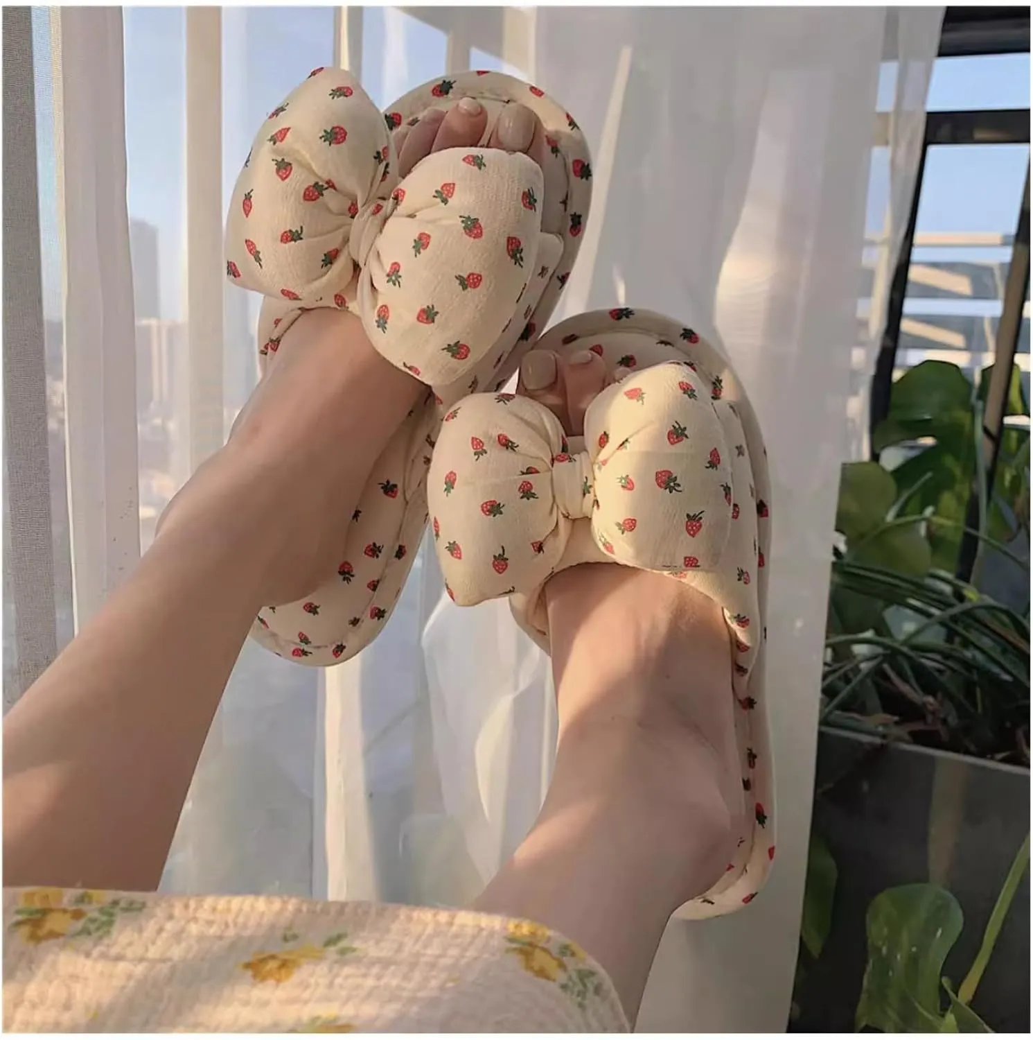 Women's Cute Polka Dot Bow Cotton Linen Indoor Summer Slippers Breathable House Slip-ons