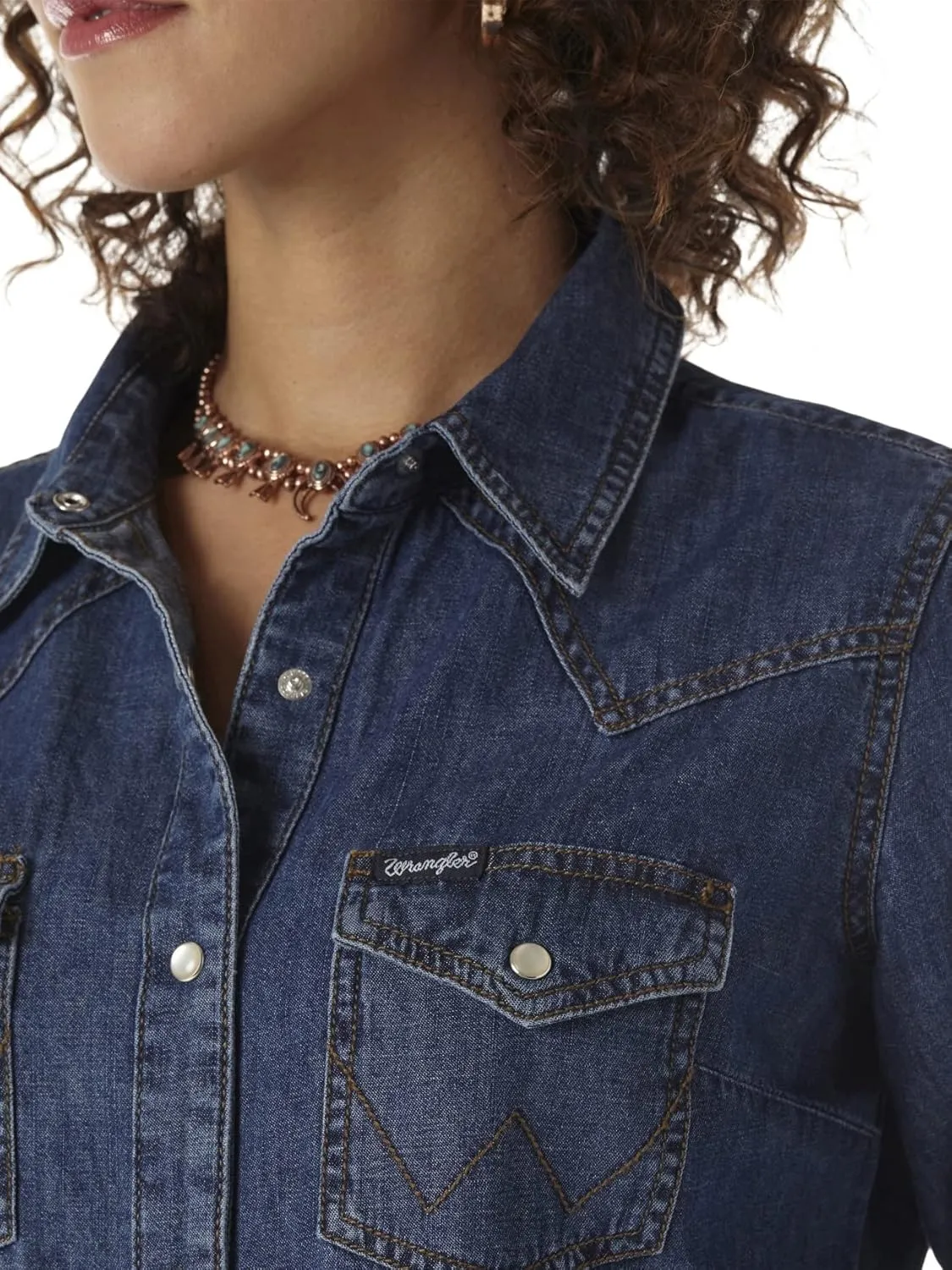 Wrangler Women's Retro Long Sleeve Western Snap Shirt Mid Denim